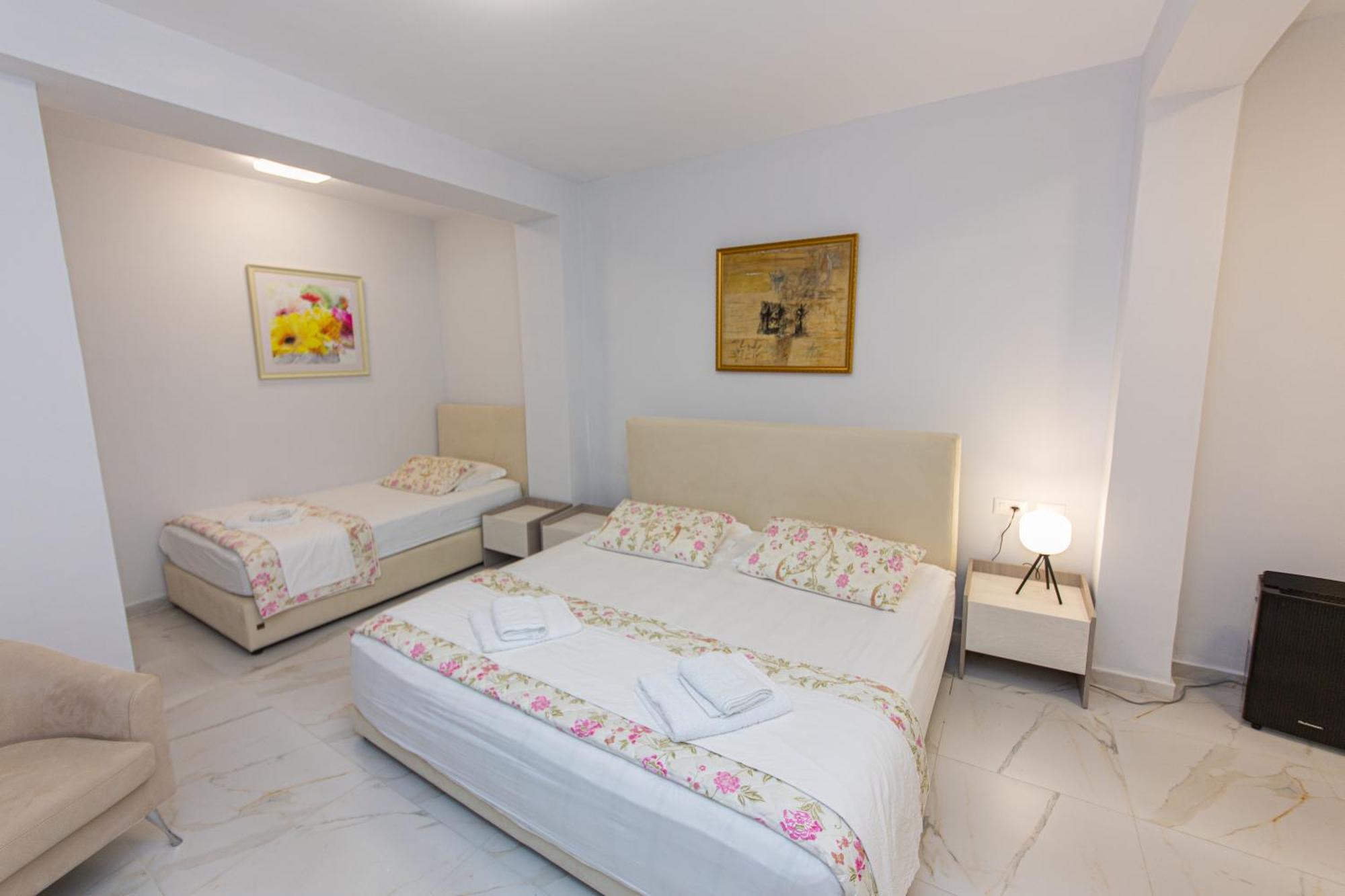 Vlorë Luxury Villa 2 מראה חיצוני תמונה