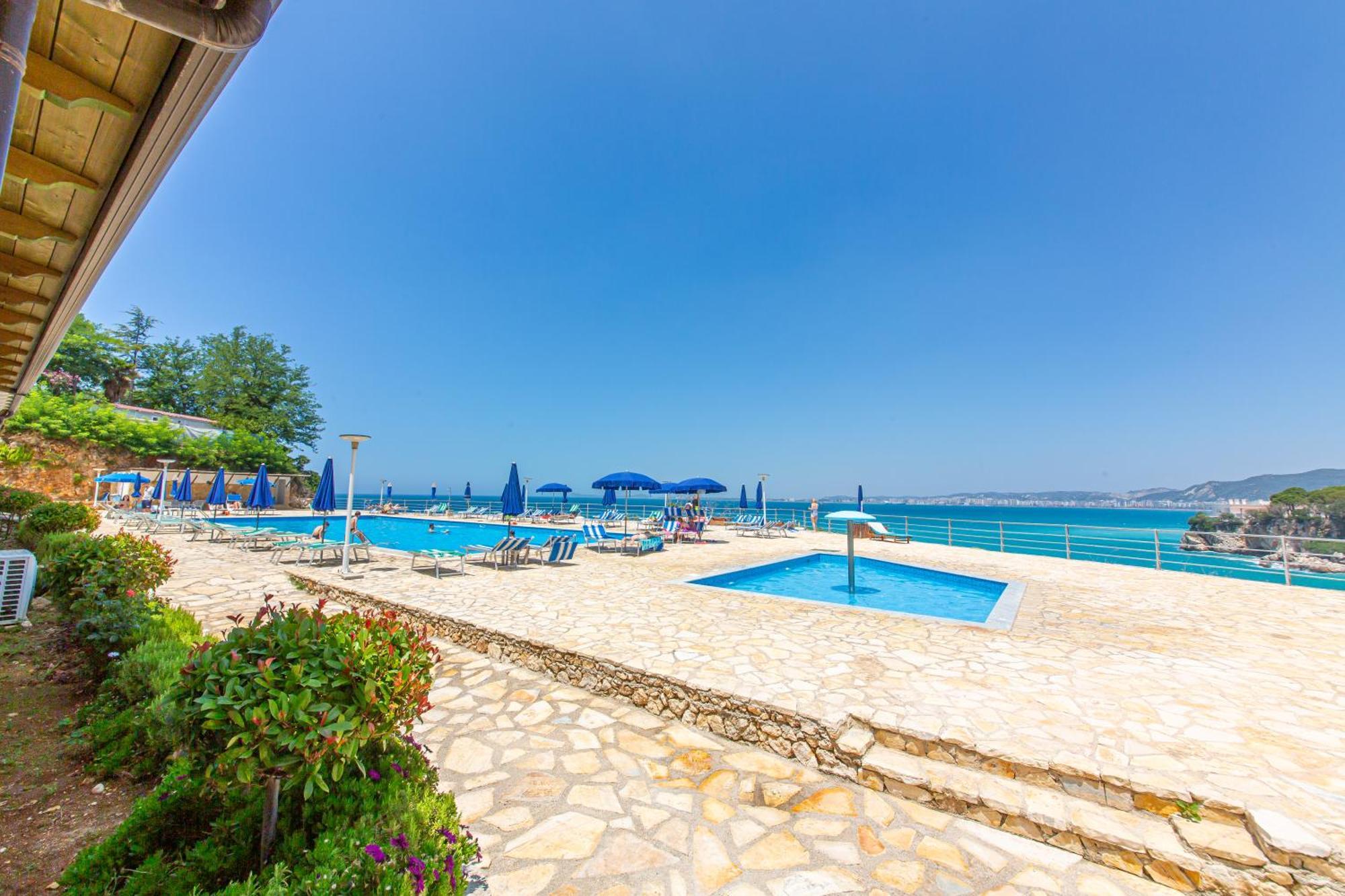 Vlorë Luxury Villa 2 מראה חיצוני תמונה